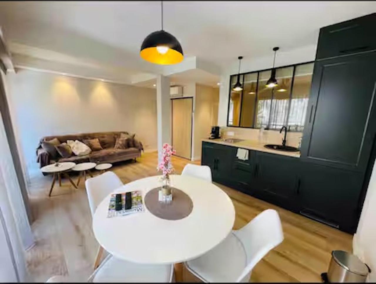 Appartement Rouaze - 14mn Du Palais, Face Aux Plages, Central, Balcon
