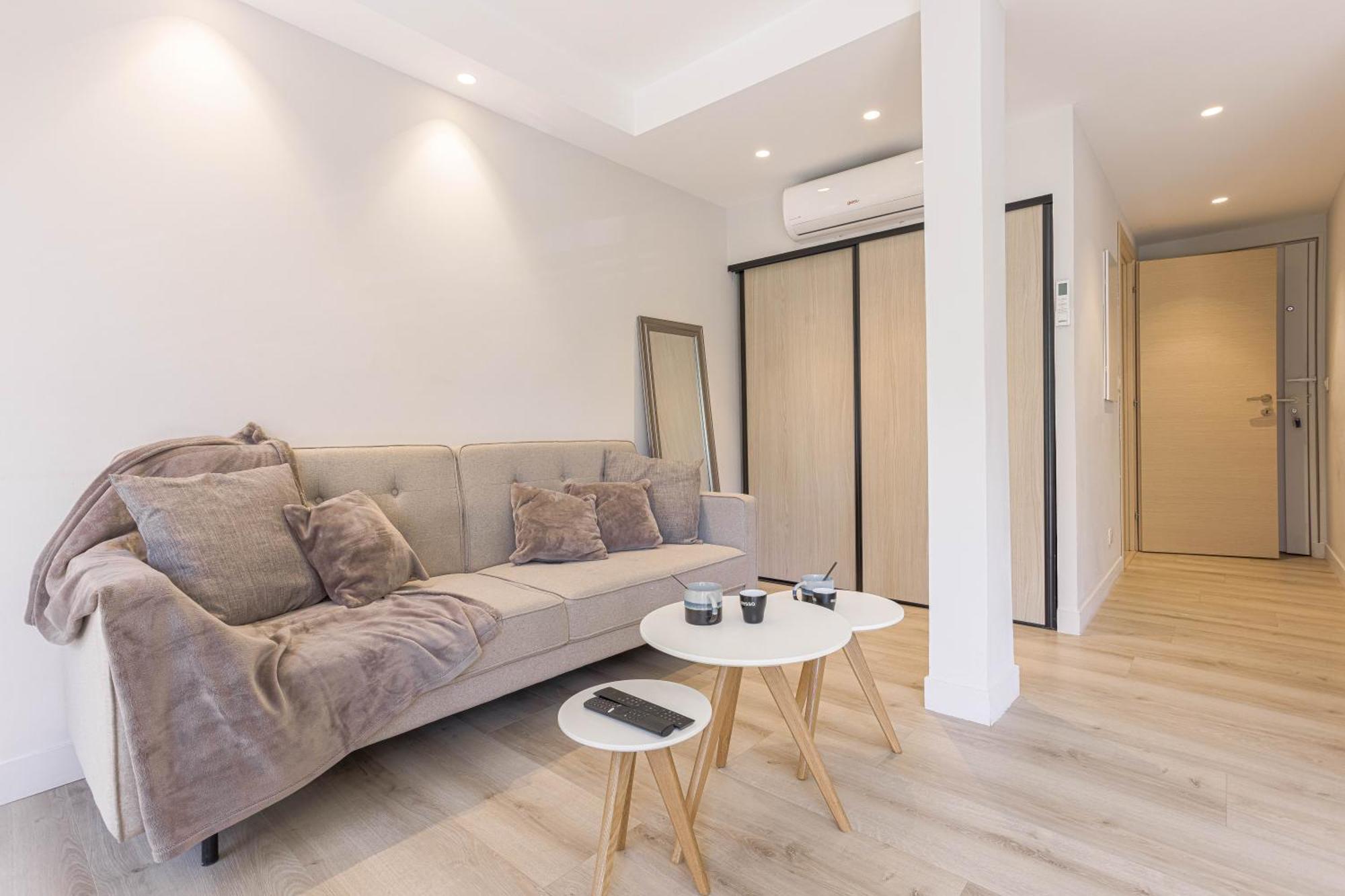 Rouaze - 14mn Du Palais, Face Aux Plages, Central, Balcon Cannes